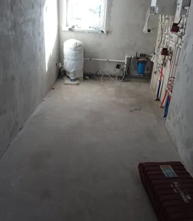 Фото №0 Демонтаж стяжки.