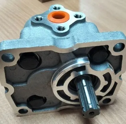 Фото №2 Насос шестеренчатый НШ-14М-3R правое вращение для различной техники