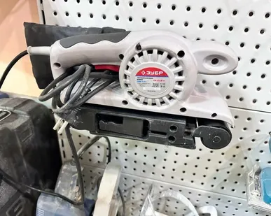 фото Ленточная шлифмашина по дереву