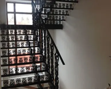 фото Лестница из металла
