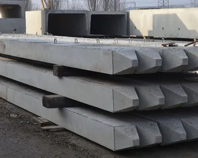 фото Сваи железобетонные забивные