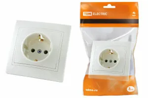 фото Розетка с заземлением 16А белый "Таймыр"