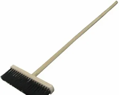 фото Щётка-швабра 6-ти рядная с деревянным черенком