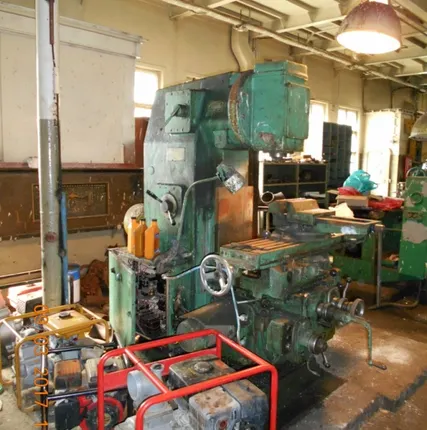 Фото №0 6Р11 вертикально-фрезерный станок Б/У в Таганроге