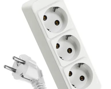 фото Удлинитель 3х5м с заземл. 10А IP20 ПВС 3х0.75 Космос YKsm5m-3g-Z(10A)P