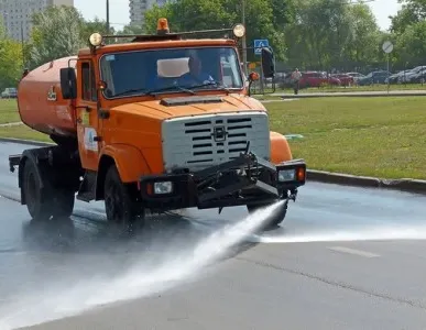 фото Хочу предложить аренду поливомойки КОММАШ КО-829А1-01