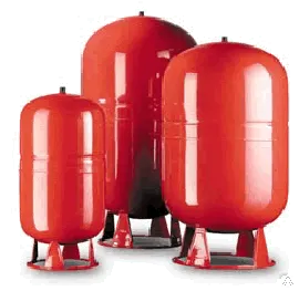 Фото №0 Бак расширительй 12 литров