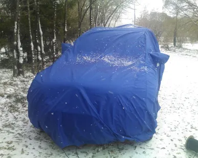 фото Чехол защитный автомобильный
