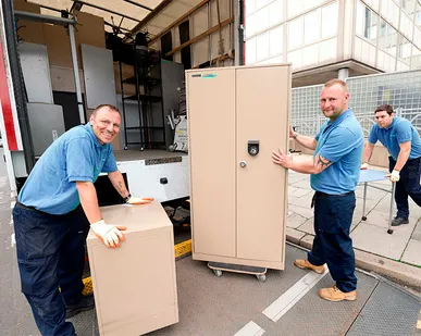 фото Грузчики. Грузоперевозки. Оперативно по городу и краю