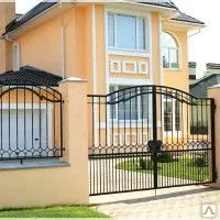 Фото №0 Распашные ворота, калитки. Изготовлены из профильной трубы.