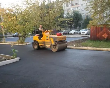 фото Аренда немецкого катка 4 тонны, комбинированный