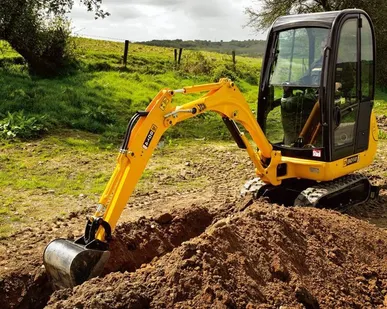 фото Услуги мини-экскаватора Hyundai R-290W