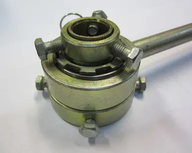 фото Плашкодержатель трещетка