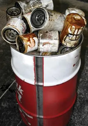 Фото №0 Принимаем в переработку масляные и топливные фильтры