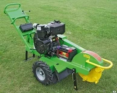 фото Измельчитель пней Laski F 450/18