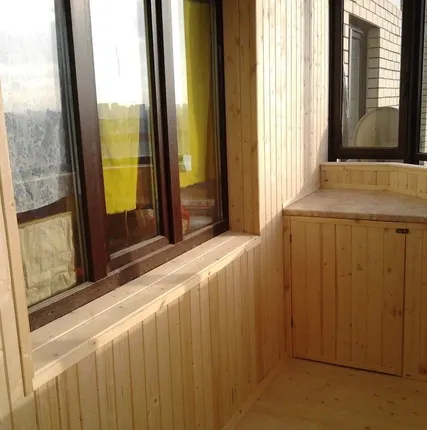 Фото №0 Обшивка балкона вагонкой