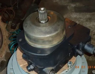 фото Гидромотор хода (HMV-55) ATLAS LC 1604