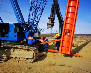 фото Мачта копрово-бурильная SPM-16