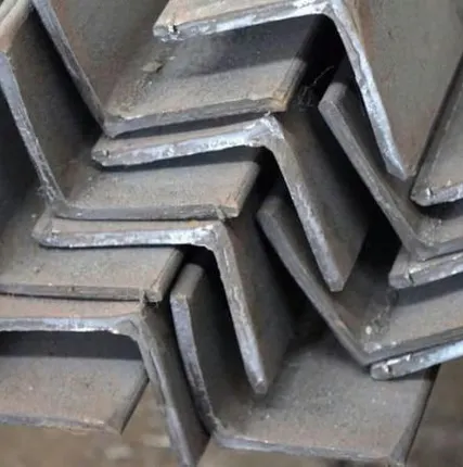 Фото №0 Уголок стальной 100х63х8 мм 09Г2С