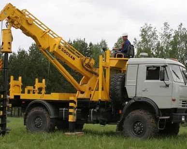 фото Буроям на базе JCB 4CX Super
