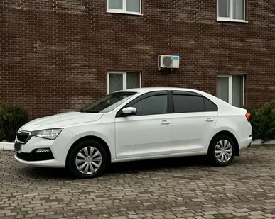 фото SKODA RAPID 2021 г. 1,6