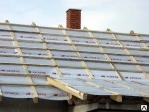 Фото №0 Проклейка стыков изоляции скотчем