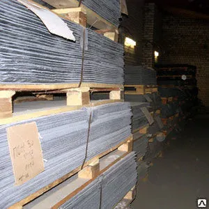 Фото №0 Паронит  ПОН Б 0,8- 1 мм (1500х1700)