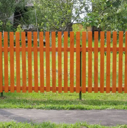 Фото №0 Забор из деревянного штакетника "Под ключ"