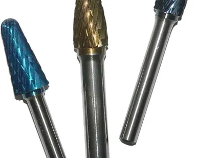 фото Твердосплавная борфреза пламевидная 12-6