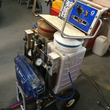 Фото №0 Оборудование утепления дома