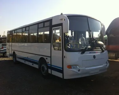 фото КАВЗ 4238-41 "Аврора" сиденья с ремнями, кондиционер