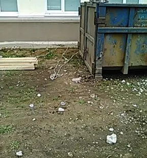 фото Уборка территории от мусора и снега