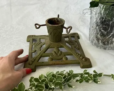 фото Держатель подставка для елки 18х18 см