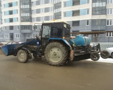 фото Аренда трактора МТЗ 82.1 с щеткой