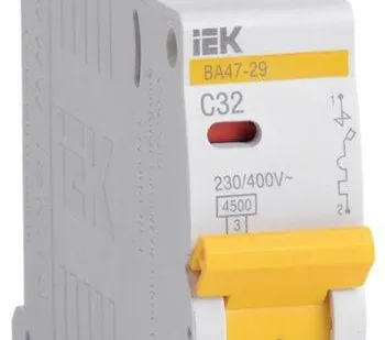 фото Выключатель автоматический модульный 1п C 32А 4.5кА ВА47-29 ИЭК MVA20-1-032-C