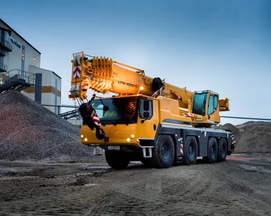 фото Аренда автокрана 90 тонн