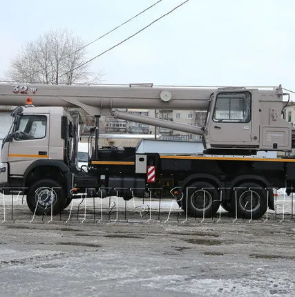 Фото №0 КС-55729-4B автокран 32т. Volvo FM стрела ОВОИД 30,2м.