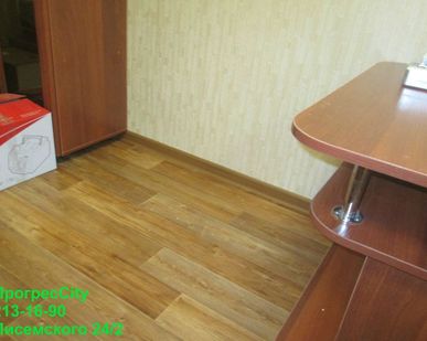 фото Укладка линолеума