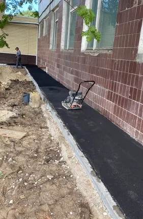 Фото №0 Укладка Асфальта