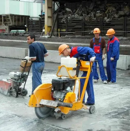 Фото №0 Аренда резчика швов