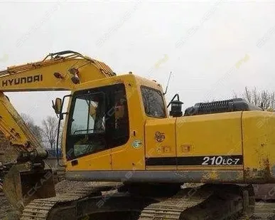 фото Аренда гусеничного экскаватора Hyundai R 210LC-7, Москва
