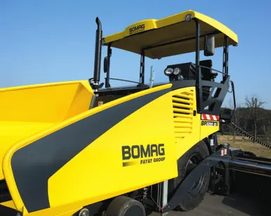 фото Аренда асфальтоукладчика Bomag BF 600 P HCE
