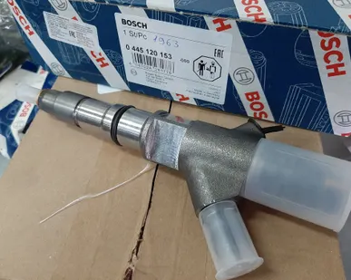 фото Топливная форсунка Bosch 0445120153 Камаз Евро-4