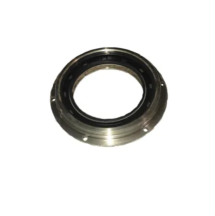 Фото №0 Сальник ступицы нового образца с обоймой ЧМЗАП 99858-3104036-10