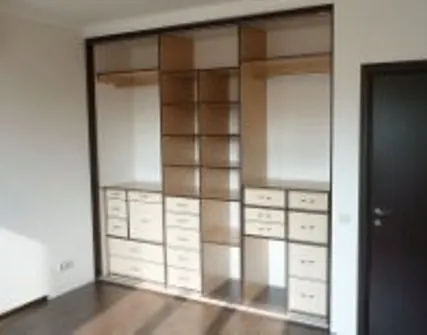 Фото №1 Встроенный шкаф А – 1 