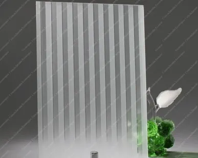 фото Стекло узорчатое химического травления ЗЕБРА бесцветное