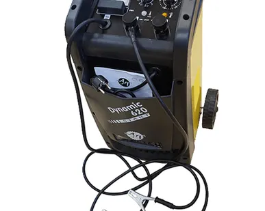 фото Пускозарядное устройство DYNAMIC 620 12/24В емк.батареи 60-1000 Ач (570А)