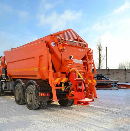 Фото №0 КДМ-7881.01 на базе самосвала КамАЗ 6520 (Пескоразбрасывающее (сталь 09Г2С) + Скоростной отвал)