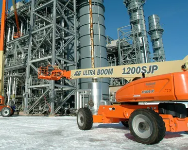 фото Аренда дизельного телескопического подъемника JLG 1200 SJP