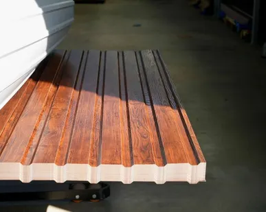 фото Профлист С-10 под дерево / античный дуб / 0.45 мм. - Античный дуб - Глянцевая - с ЛКП - Первый - С-10 - Стандартные - Розница